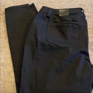 NWT Lane Bryant black high rise jeggings